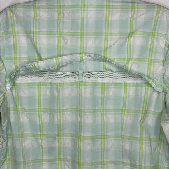 L.L. Bean Shirt Light Green Plaid Vented Outdoor Button Up Long Sleeve Plaid SzM - Picture 11 of 11